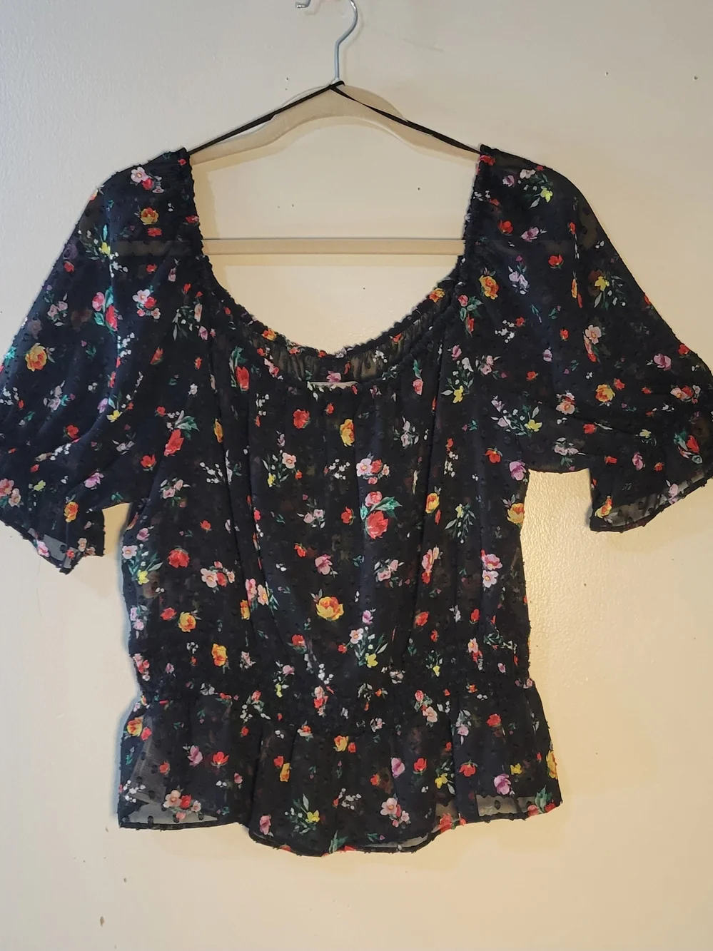 Banana Republic (Women's L) Semi-Sheer Swiss Dot Black Floral Peasant Blouse - Picture 6 of 10